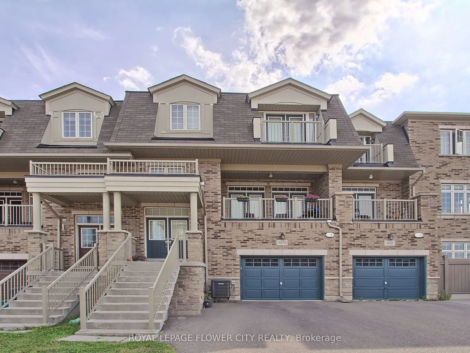 4 bed, $3,990 — Photo 1