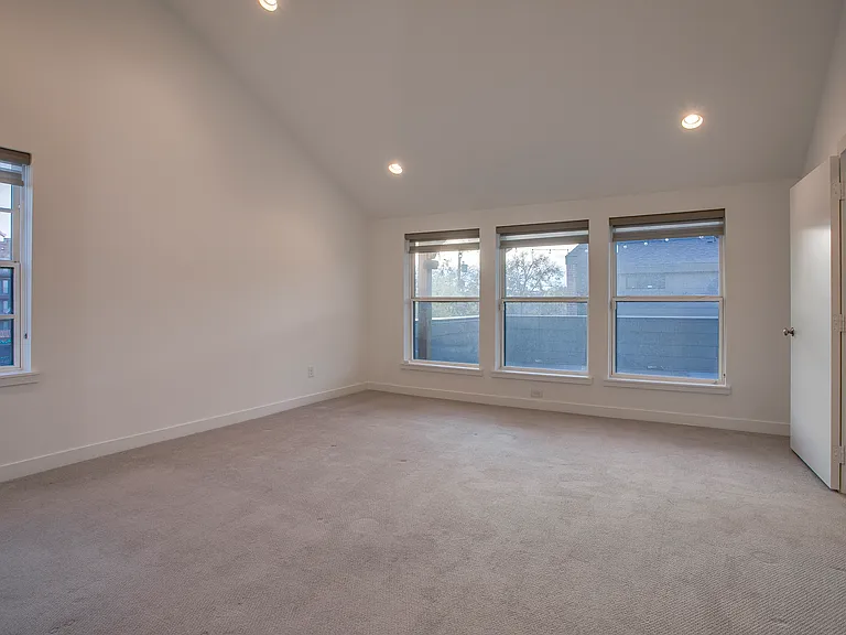 602 Finley Ct — Photo 27
