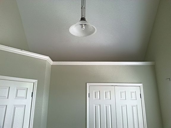 Tall ceilings in guest room