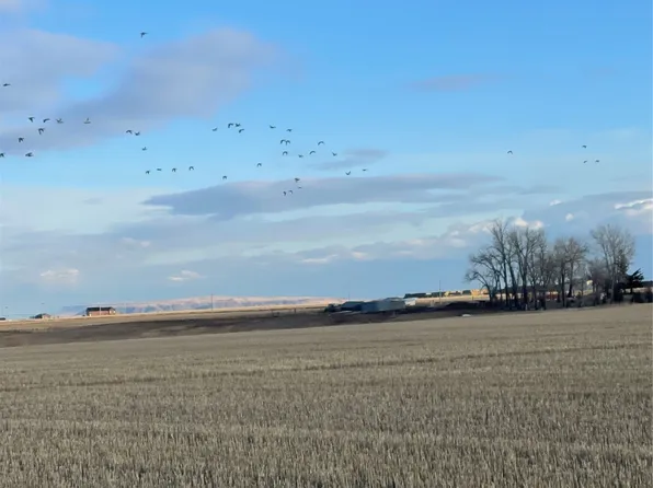 Highway 408, Fairfield, MT 59436