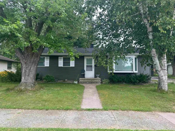 1305 Kenneth Ave, Kaukauna, WI 54130