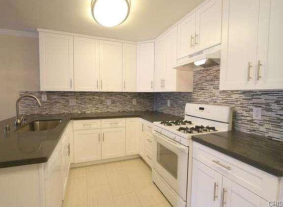 2nd image of 4189 Vineland Unit 120