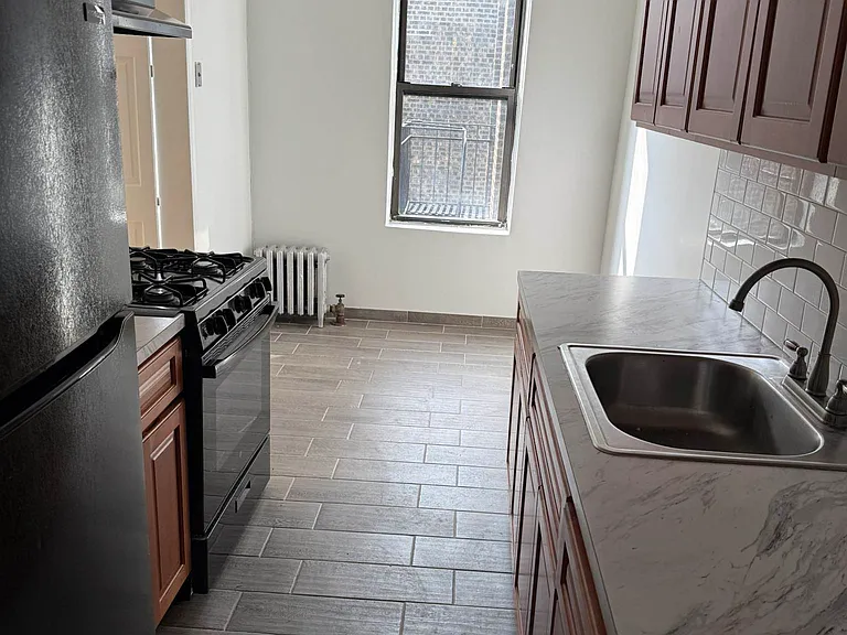 373 92nd St #A62 — Photo 2