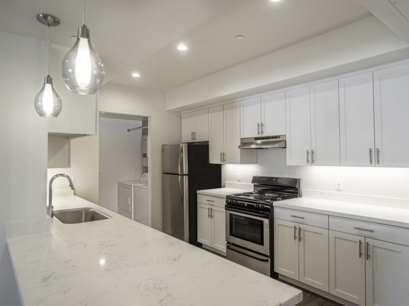 6200 Kester Ave #38D6A2A18