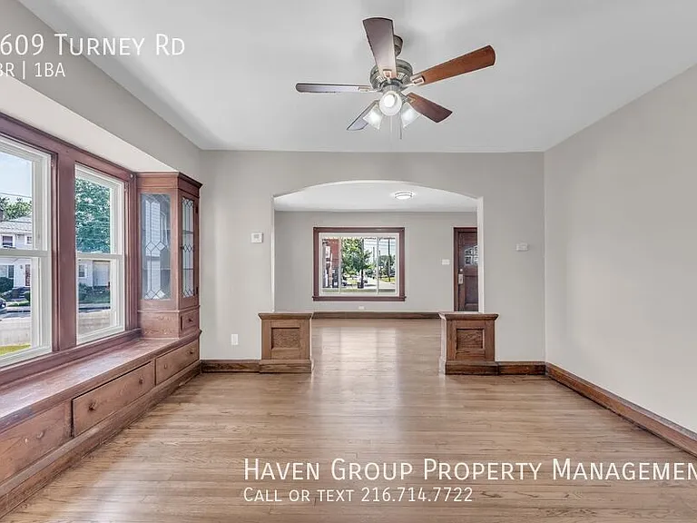 4609 Turney Rd — Photo 10