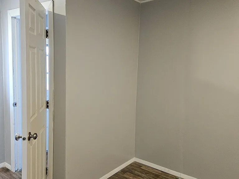 1111 Franklin St #1/2 — Photo 7