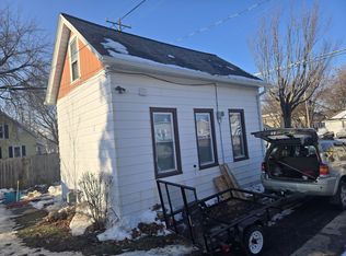 2111 65th St, Kenosha, WI 53143
