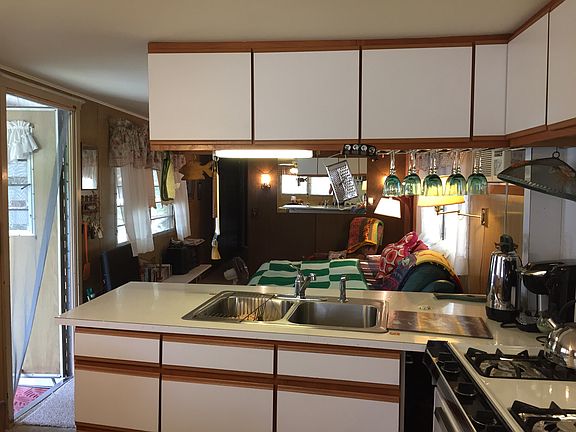 Eat in Kitchen