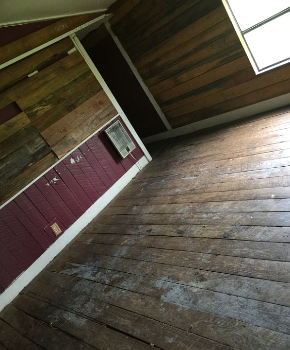 2nd image of 1547 Lisa Dr