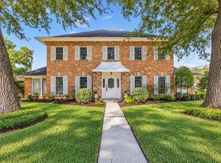 1302 Minchen Dr, Deer Park, TX 77536