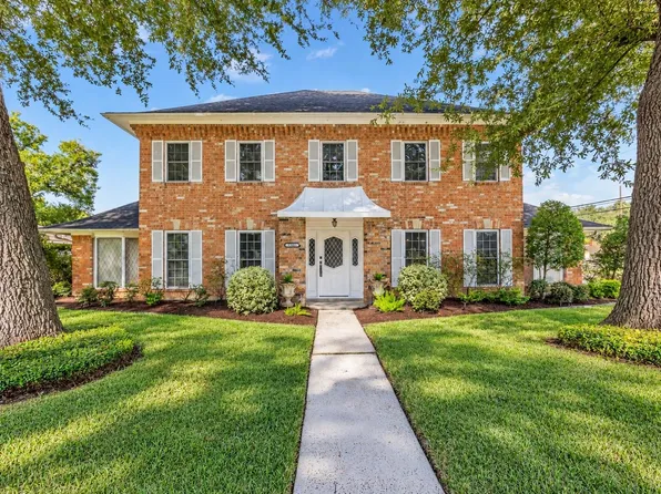 1302 Minchen Dr, Deer Park, TX 77536