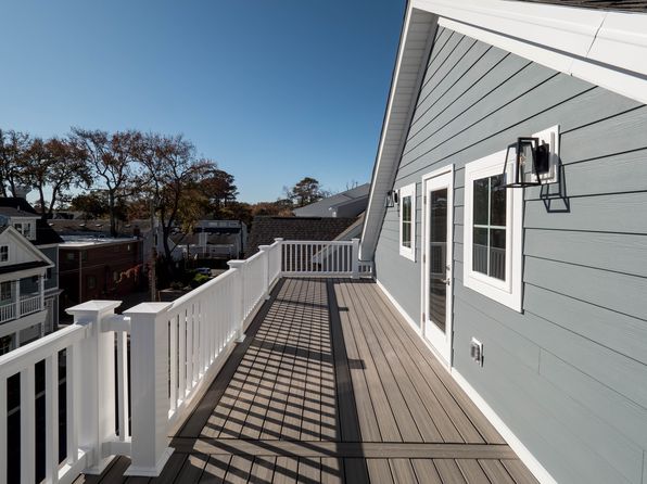 virginia-beach-virginia-402647318 picture