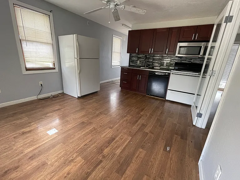 71 Freeman St #1 — Photo 3