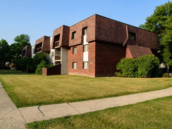 Moray Village Phase I, 35 Strauss Dr, Winnipeg, MB R3J 3R6