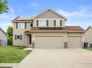 2724 E Porter Ave, Des Moines, IA 50320