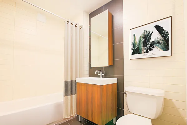 Rented by Platinum Properties | media 7