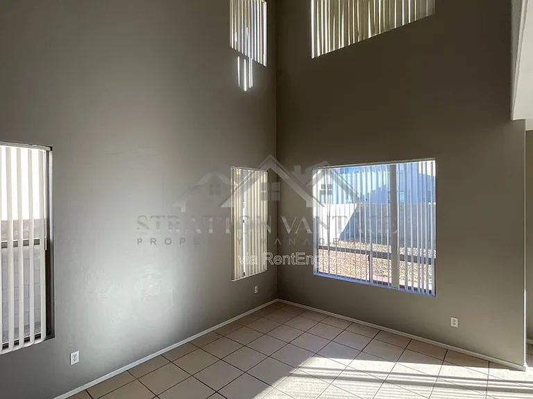 11381 W Yuma St — Photo 5