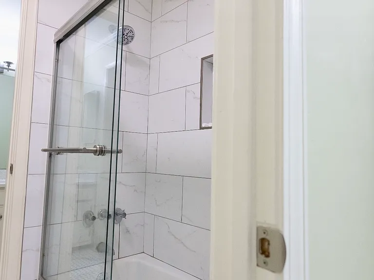 2905 Burch Ave #1 — Photo 39
