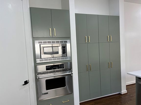 4th image of 4304 Gilbert Ave