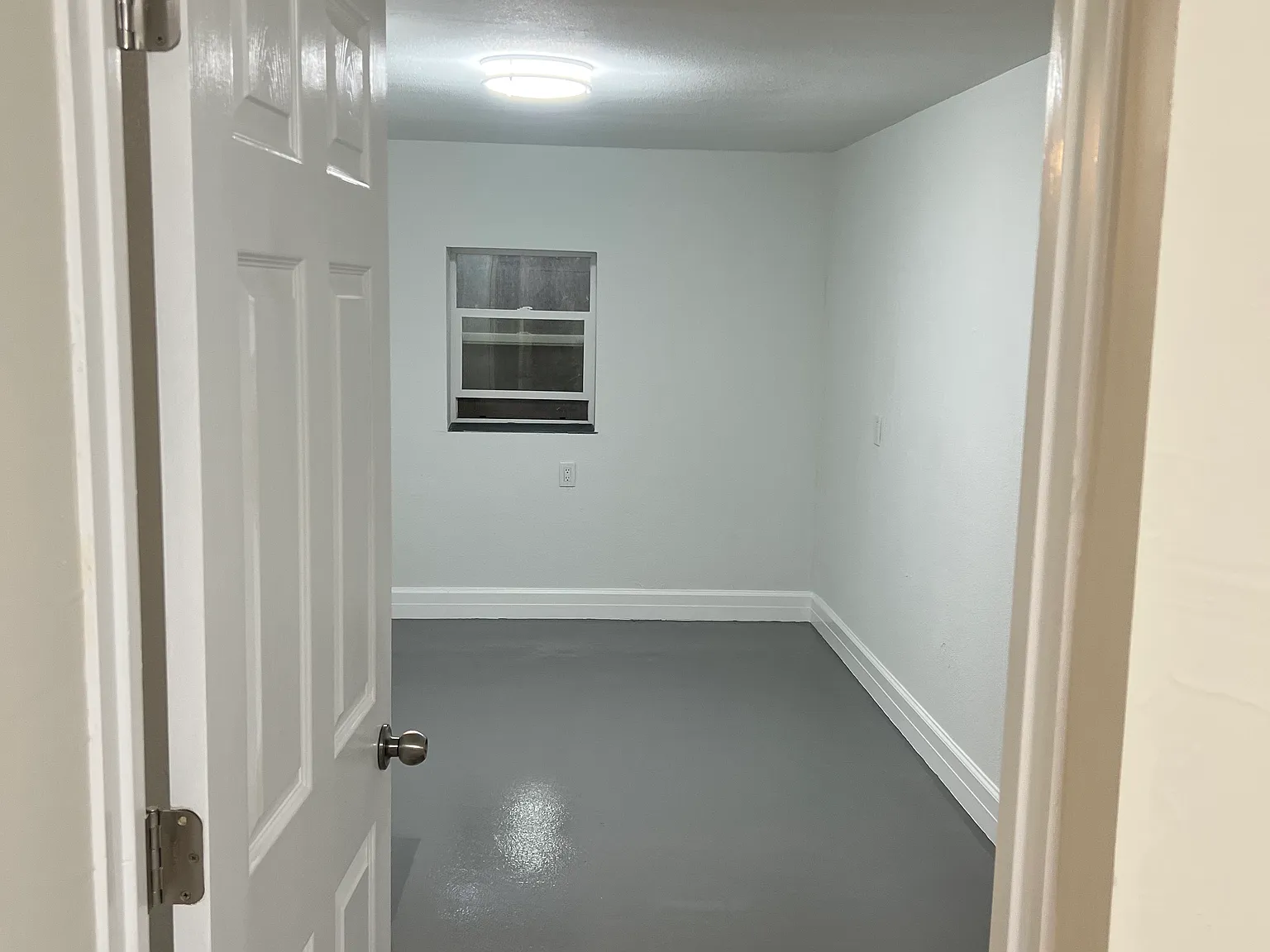 2 bed, 850 sqft, $1,550 — Photo 2