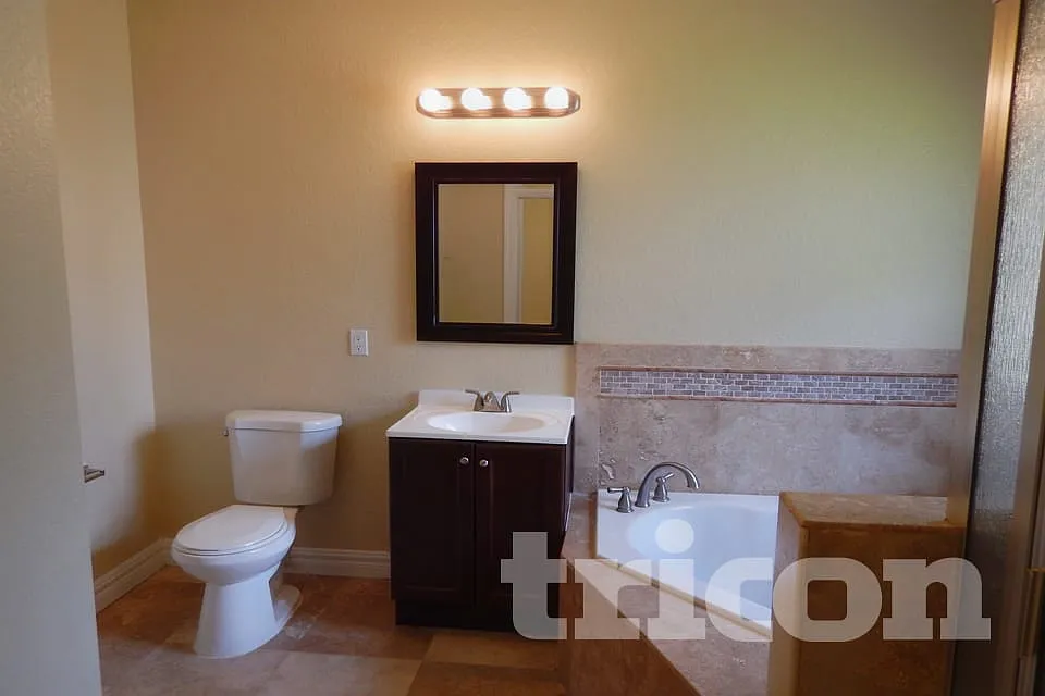 2513 W Wilder Avenue Tampa FL — Photo 4