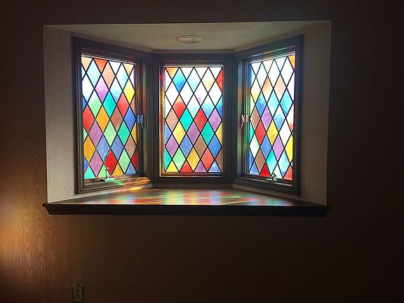4th image of 416 Valley View Ct