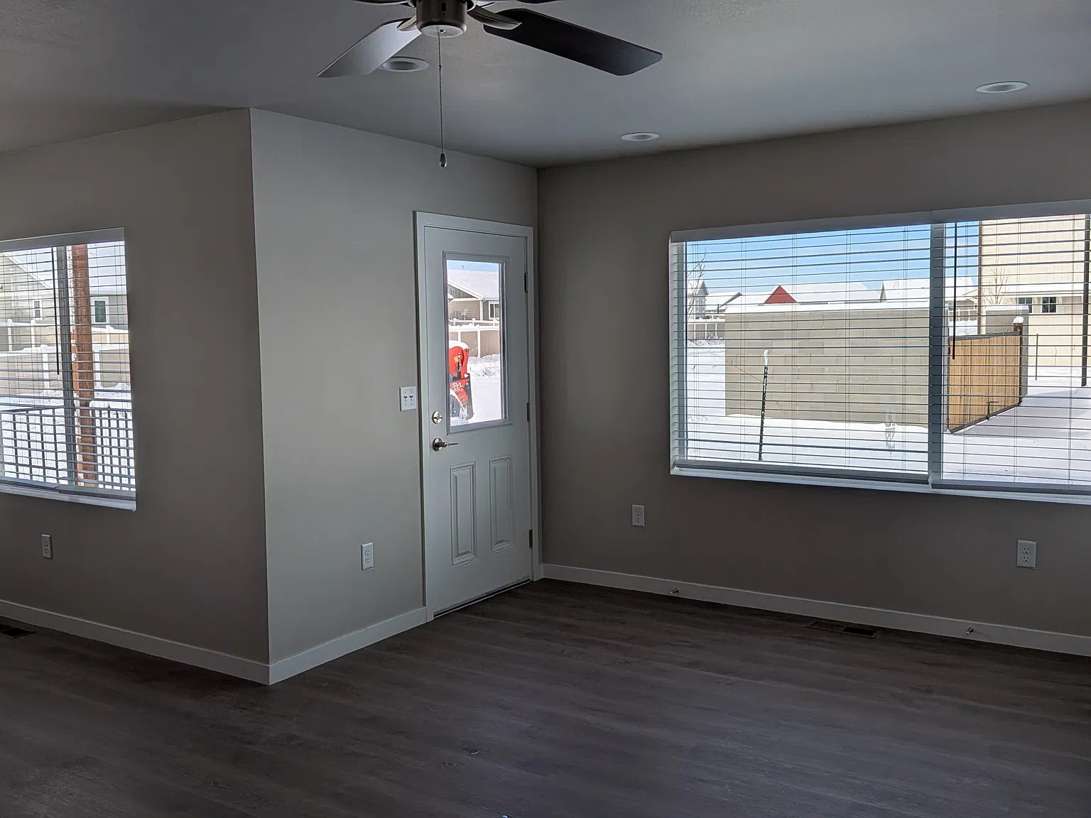 3 bed, 1046 sqft, $1,790 — Photo 4