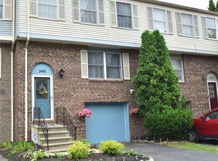 540 Penbrooke Dr, Penfield, NY 14526