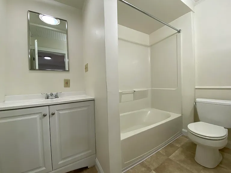 77 Ferry St #1W — Photo 44
