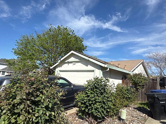 3rd image of 8441 Auberry Dr