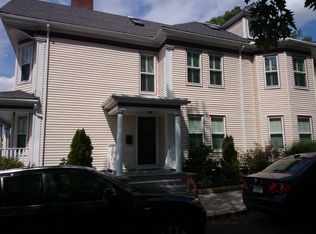 2 Oakview Ter, Jamaica Plain, MA 02130