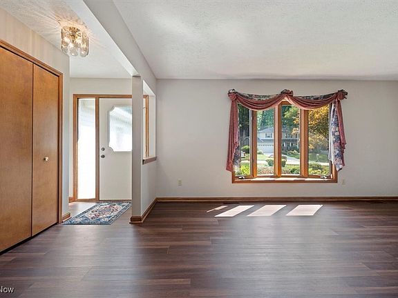 4th image of 5602 Ely Vista Dr