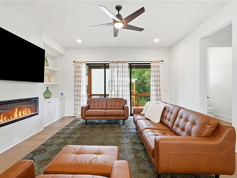 2042 Juliet Ave — Photo 12