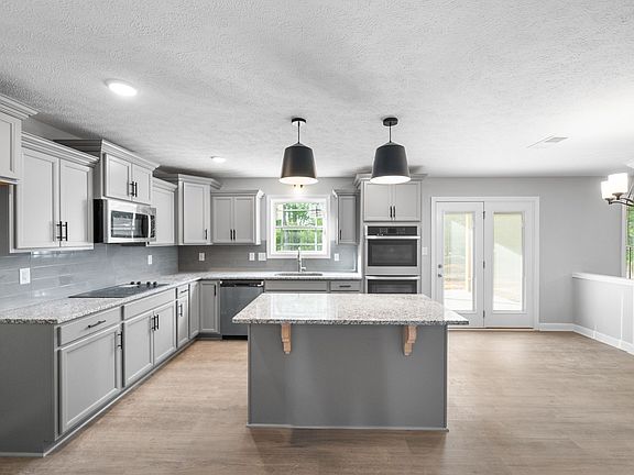 3rd image of 974 Alton Dr Lot 39