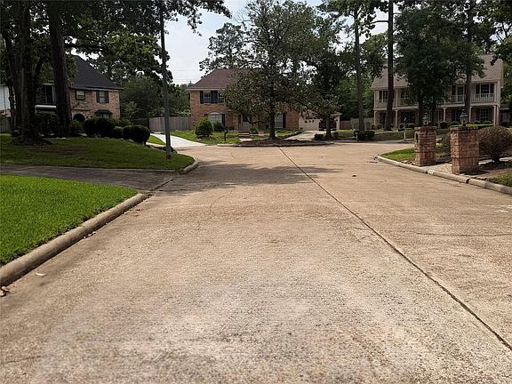 2nd image of 3426 Candlewisp Dr