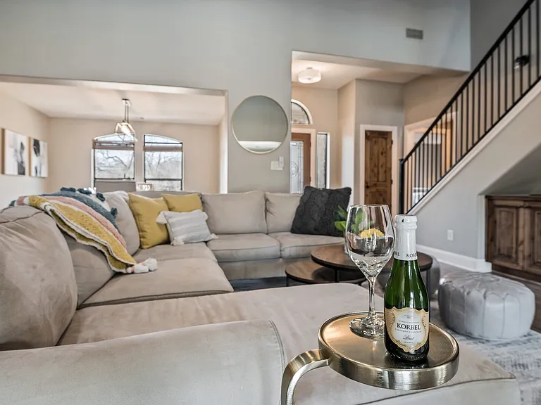 Lazy Oaks Ln — Photo 11