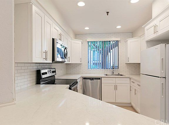 3rd image of 26701 Quail Crk APT 239