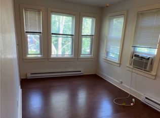 507 W Columbia Ave #4, Champaign, IL