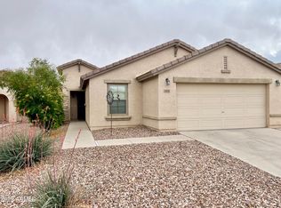 959 W Desert Hills Dr, San Tan Valley, AZ 85143