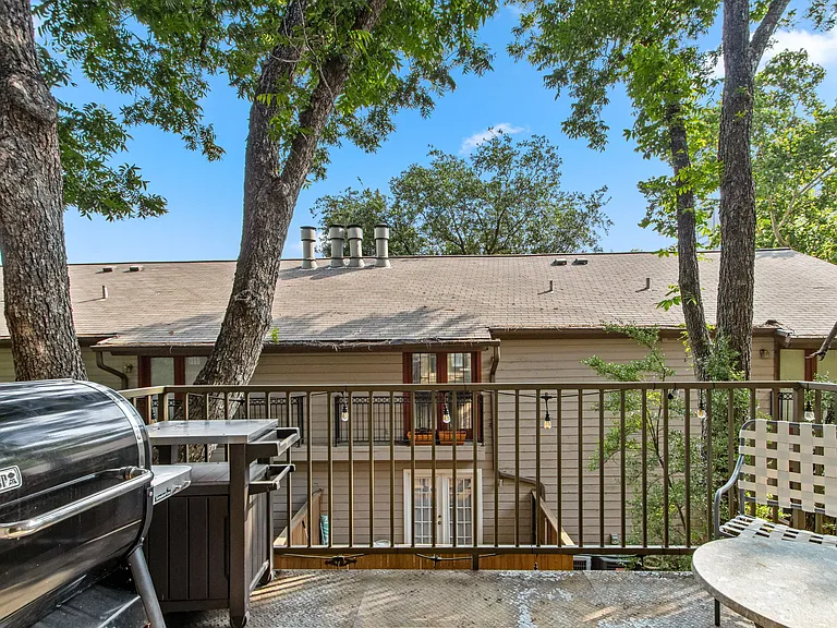 4225 McKinney Ave #3 — Photo 5