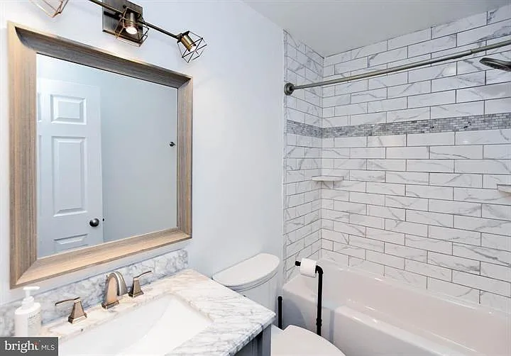 1386 Bryant St NE #302 — Photo 26