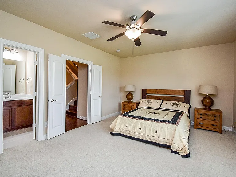 8413 Water Oak Pass Dr — Photo 17