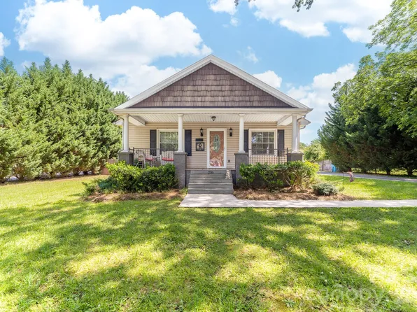 206 Eagle Rd, Belmont, NC 28012