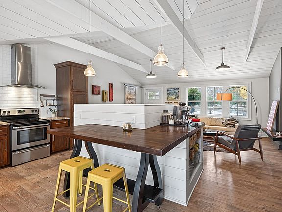 5th image of 5330 Manitou Rd