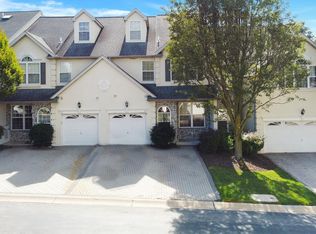 115 Meadow View Ln, Lansdale, PA 19446