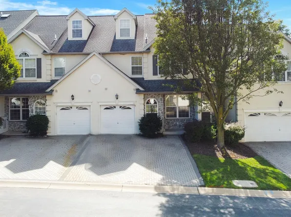 115 Meadow View Ln, Lansdale, PA 19446