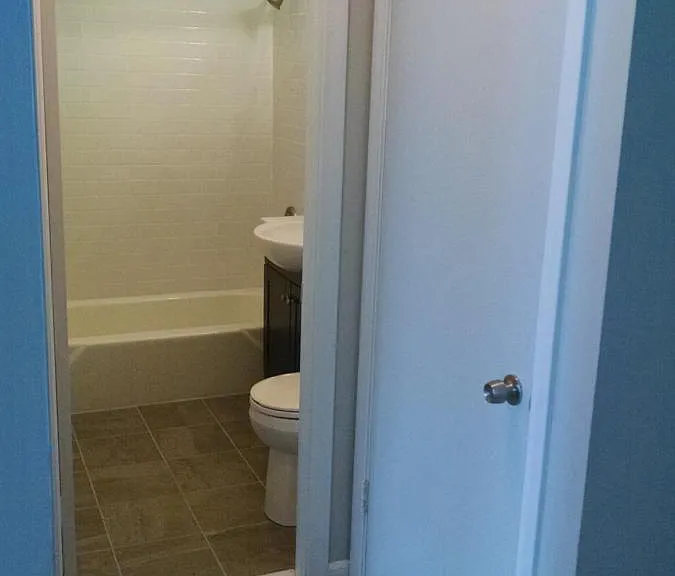 Whitney Manor — Photo 18
