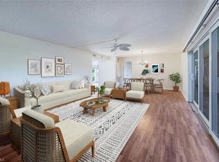 355 Palm Dr APT 1, Naples, FL 34112