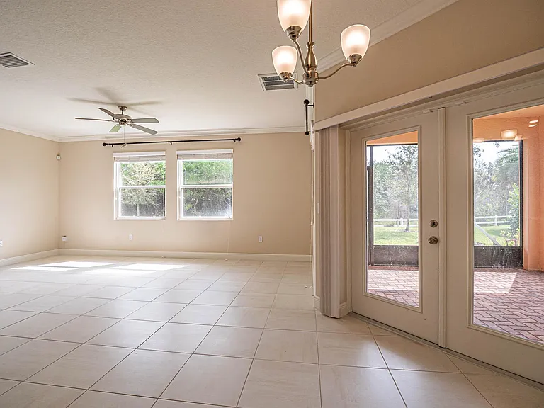 2576 Saint Lucia Cir — Photo 25