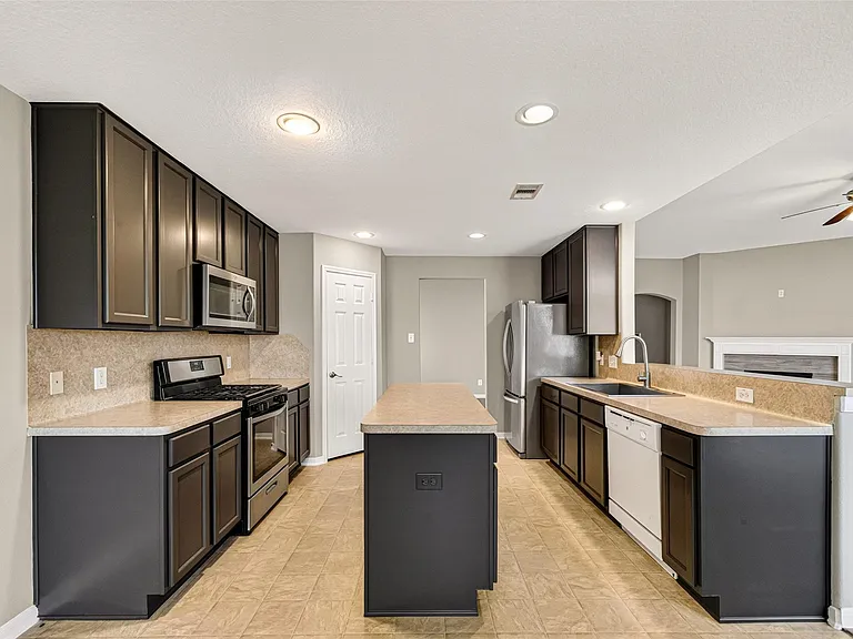 4915 Ibis Lake Ct — Photo 16